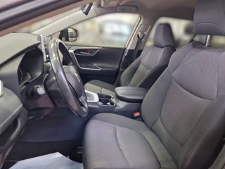 Toyota RAV4 Hybrid 4x2 Club + 8-Fach+ Tech. Pak. - foto 11