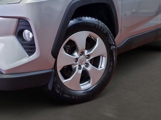 Toyota RAV4 Hybrid 4x2 Club + 8-Fach+ Tech. Pak. - foto 9