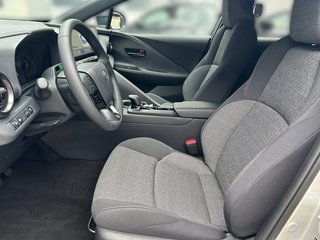 Toyota C-HR Hybrid FWD Team Deutschland 1.8L +Technik Paket - bilder 10