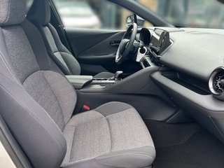 Toyota C-HR Hybrid FWD Team Deutschland 1.8L +Technik Paket - bilder 12