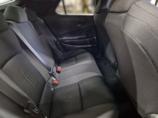 Toyota C-HR 2.0 Hybrid Team D + Technik Paket - foto 13