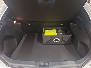 Toyota Yaris Cross Hybrid FWD Team Deutschland Winterpaket+Safty Paket - bilder 10