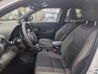 Toyota Yaris Cross Hybrid FWD Team Deutschland Winterpaket+Safty Paket - bilder 11