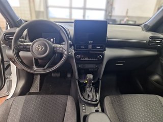 Toyota Yaris Cross Hybrid FWD Team Deutschland Winterpaket+Safty Paket - bilder 17