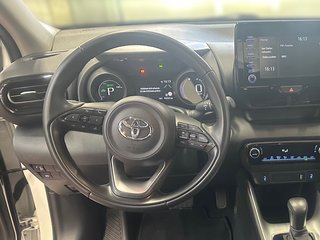 Toyota Yaris Hybrid Team Deutschland +Comfort Paket - bilder 16