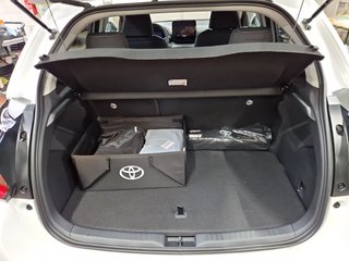 Toyota Yaris Hybrid Teamplayer +Safety- & Comf. Paket + Allwetterreifen - foto 15
