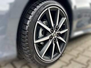 Toyota Yaris GR Sport Infotainment- / Safety - Paket - bilder 9