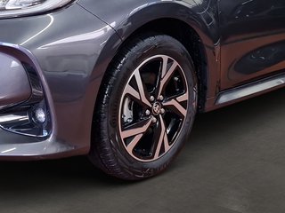 Toyota Yaris Hybrid Team D +Comfort-Paket - bilder 9