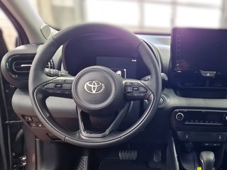 Toyota Yaris Hybrid Team D +Comfort-Paket - bilder 14