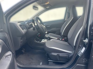 Toyota AYGO x-play connect+Allwetterräder - foto 11