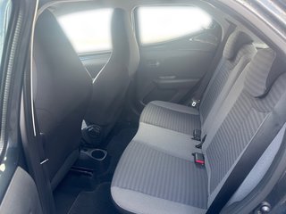 Toyota AYGO x-play connect+Allwetterräder - foto 13