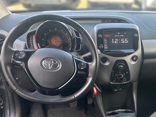 Toyota AYGO x-play connect+Allwetterräder - foto 16