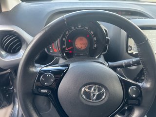 Toyota AYGO x-play connect+Allwetterräder - foto 17