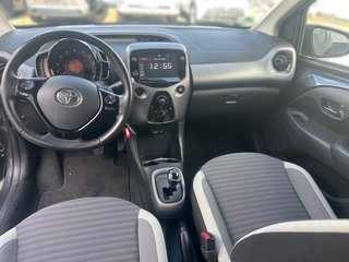 Toyota AYGO x-play connect+Allwetterräder - foto 10