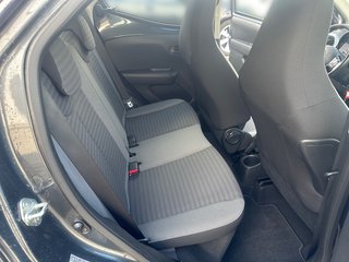 Toyota AYGO x-play connect+Allwetterräder - foto 12