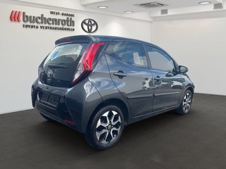 Toyota AYGO x-play connect+Allwetterräder - foto 5