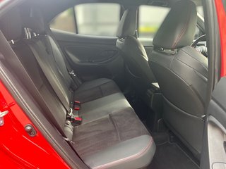 Toyota Yaris Cross Hybrid FWD GR Sport Allwetterreifen - bilder 18