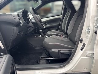 Toyota Aygo X Business Edition Automatik - bilder 11