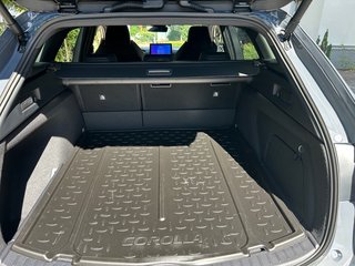 Toyota Corolla Touring Sports Hybrid Teamplayer + JBL - bilder 15