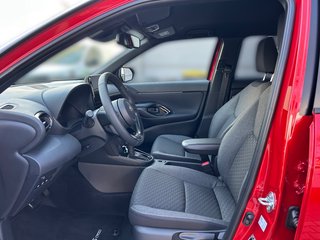 Toyota Yaris Cross Hybrid FWD Teamplayer +Safety- & Winter Paket - bilder 11