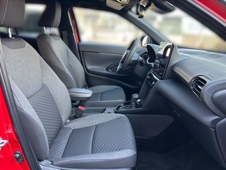 Toyota Yaris Cross Hybrid FWD Teamplayer +Safety- & Winter Paket - bilder 19