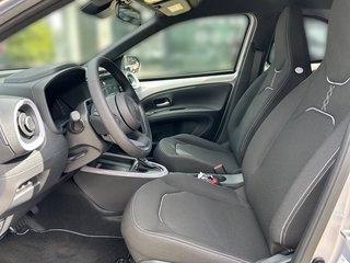 Toyota Aygo X Hybrid Teamplayer + Sitzheizung - foto 11