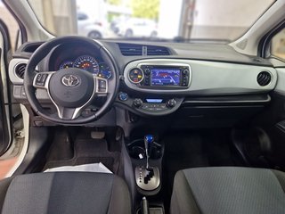 Toyota Yaris Hybrid Club + Navi - bilder 10