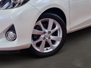 Toyota Yaris Hybrid Club + Navi - bilder 9