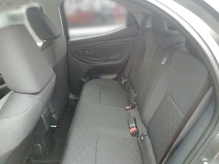 Toyota Yaris Hybrid Team D+Safty & Comfort Paket Safty+ - bilder 12