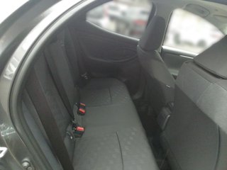 Toyota Yaris Hybrid Team D+Safty & Comfort Paket Safty+ - bilder 14