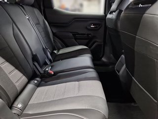 Toyota Urban Cruiser Lounge + JBL + Navi - bilder 14