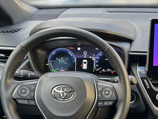 Toyota Corolla Cross 2.0Hybrid FWD Team D Premium Pak.+Pano + Allw. - bilder 16