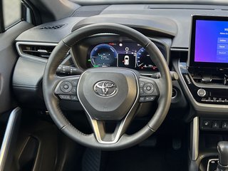 Toyota Corolla Cross 2.0Hybrid FWD Team D Premium Pak.+Pano + Allw. - bilder 17