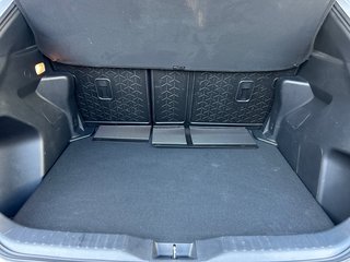 Toyota Yaris Cross Hybrid FWD +Safety Pak.+Allwetterräder - foto 10