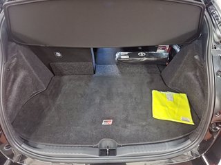 Toyota Yaris GR+Alufelgen geschmiedet, Convenience Paket Sonderfolierung Rally + Miltek Sportausspuff Keramik Schwarz + K&W Gewindefahrwerk - bilder 10