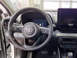 Toyota Yaris Hybrid Teamplayer +Safety- & Comfort Paket + Allwetterreifen - foto 17