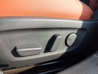 Mazda 3 e-SKYACTIV-X 186 M HYBRID NAGISA - bilder 15