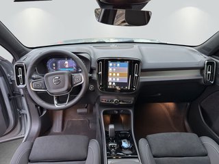 Volvo XC40 B4 B DKG Plus Dark - bilder 5