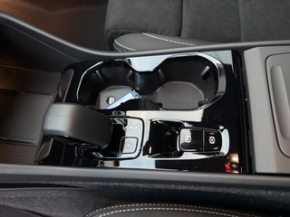 Volvo XC40 B4 B DKG Plus Dark - bilder 12