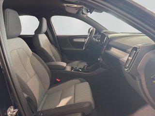 Volvo XC40 B4 B DKG Plus Black Edition - photo 7