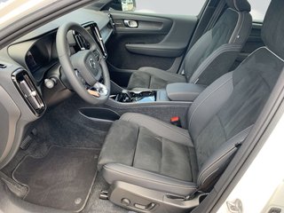 Volvo C40 82 kWh Twin Motor Ultimate,NAVI,KAMERA,PDC - photo 1