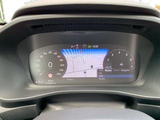 Volvo XC40 T3 Momentum,PANORAMA,NAVI,LED,WINTER-P - bilder 8