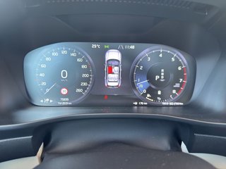 Volvo XC40 B4 B Geartronic Inscription,PANO,NAVI,LED - photo 3
