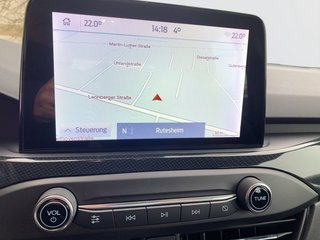 Ford Focus 1.0 EcoBoost ST-LINE,LED,RFK,NAVI,WINTER-P - photo 5