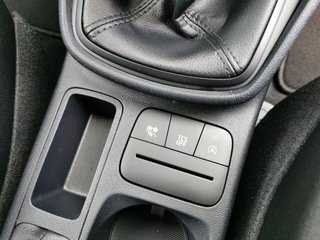 Ford Fiesta 1.1 C&C, WINTER PAKET, PDC hinten - photo 12