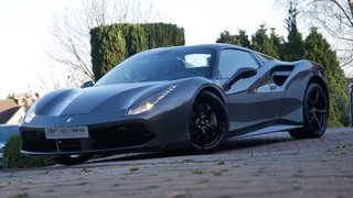 Ferrari 488 Spider Sport Abgas Kamera Carbon Lenkrad, Scuderia Embleme Daytona Seats - photo 1