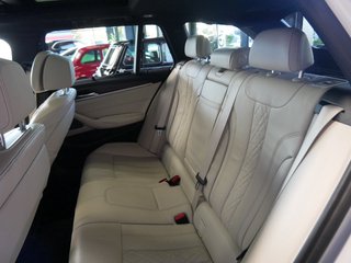 BMW 530 d M Luxury Line Massage Kamera Pano HK Standhzg. - bilder 13