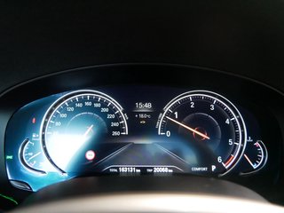 BMW 530 d M Luxury Line Massage Kamera Pano HK Standhzg. - bilder 17