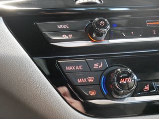 BMW 530 d M Luxury Line Massage Kamera Pano HK Standhzg. - bilder 26