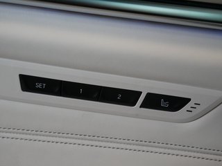 BMW 530 d M Luxury Line Massage Kamera Pano HK Standhzg. - bilder 35